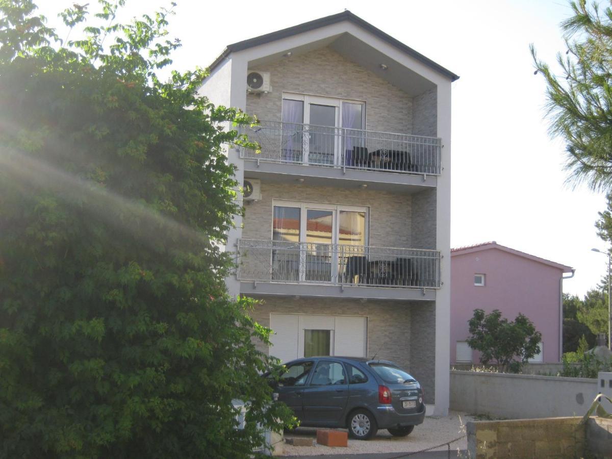 Apartmani Rebecca Вир Экстерьер фото