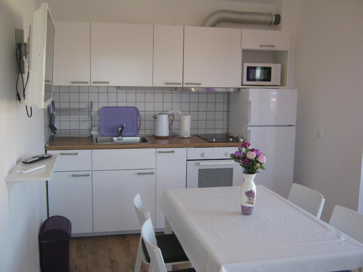 Apartmani Rebecca Вир Экстерьер фото