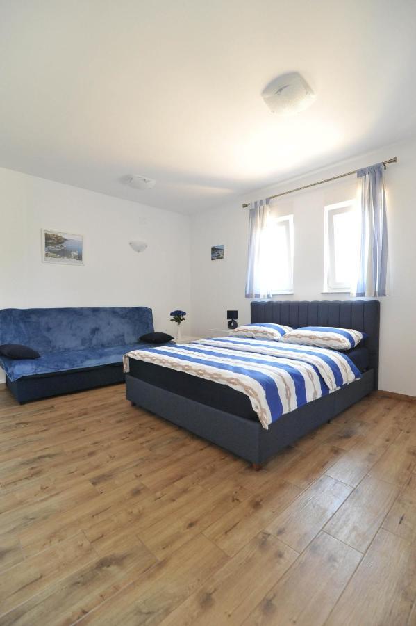 Apartmani Rebecca Вир Экстерьер фото