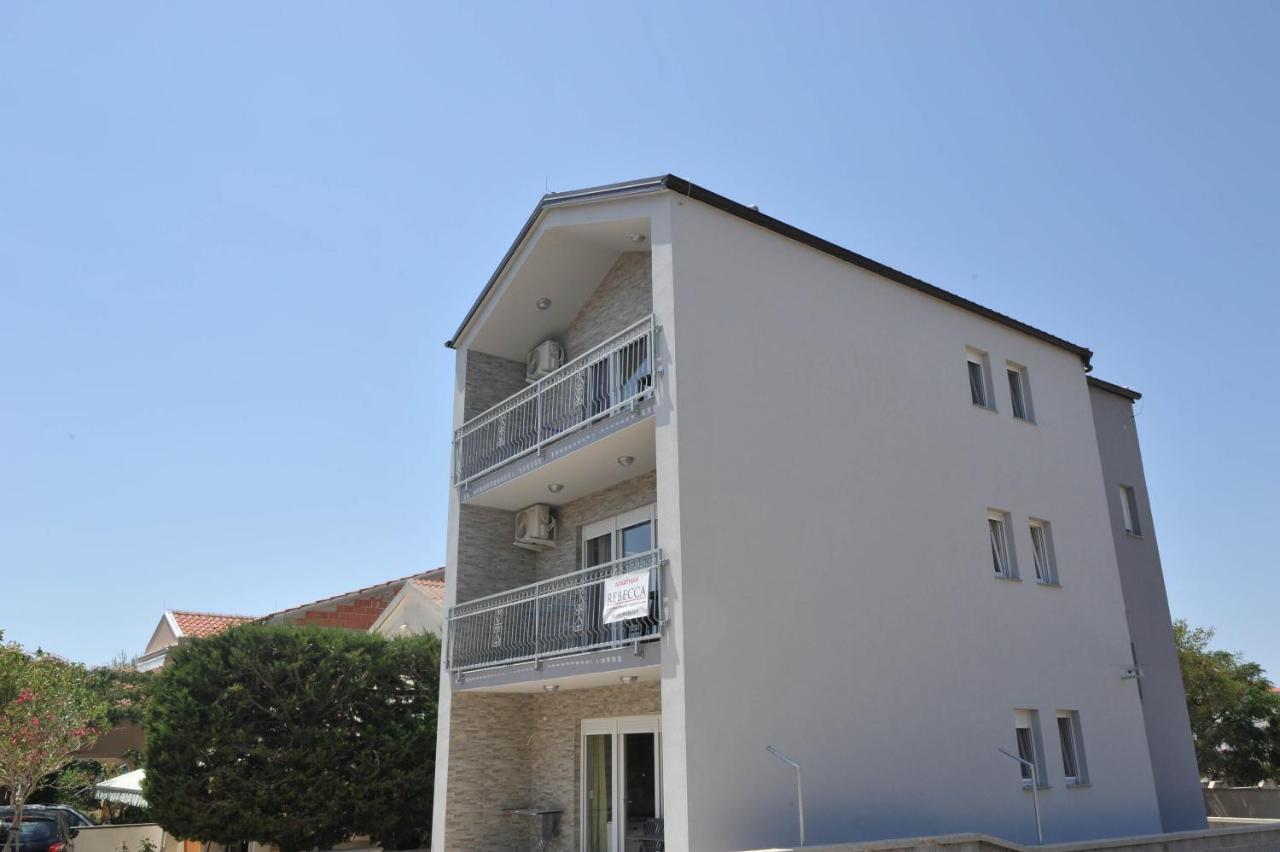 Apartmani Rebecca Вир Экстерьер фото